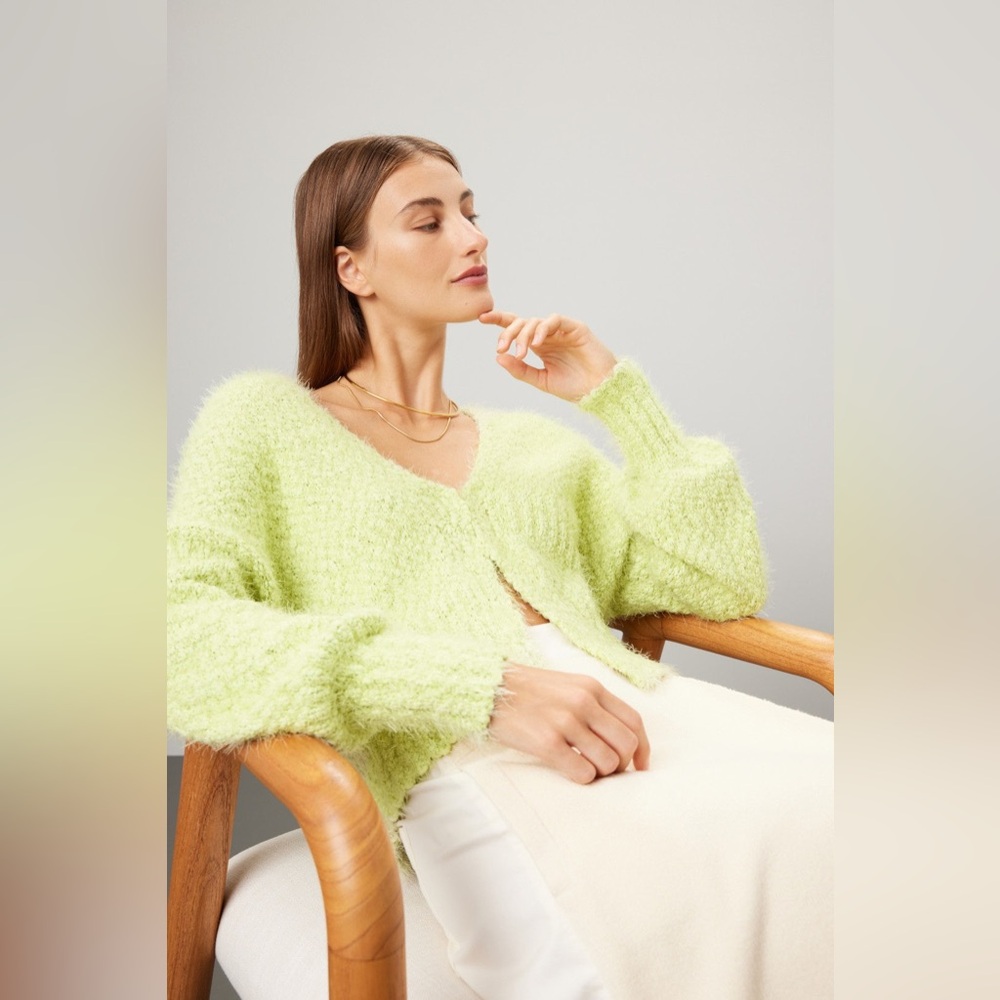 Louna Eyelash Knit Cropped Cardigan Fuzzy Light Green XS